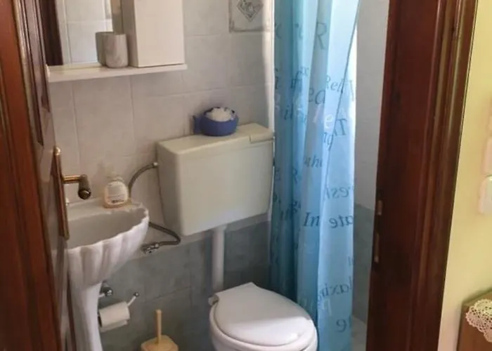 Evenik * Eretria (Evia)